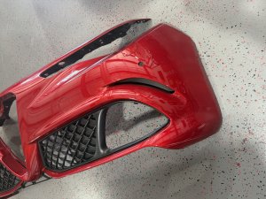 Alfa Romeo Giulia Quadrifoglio Front Bumper - Rosso Etna - Take Off Alfa Romeo Giulia Quadrifoglio Front Bumper - Rosso Etna - Take Off