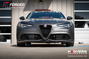 Alfa Romeo Giulia Front V Shield Grill Frame - Carbon Fiber - Forged Carbon - Feroce Carbon