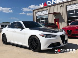 Alfa Romeo Giulia Front Spoiler - Carbon Fiber - QV Style - MADNESS - Base Model 
