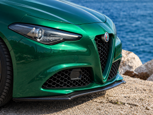 Alfa Romeo Giulia Front Spoiler - Carbon Fiber - Italia Style - Stile Italia - Base Model - V1 - One Piece Design 