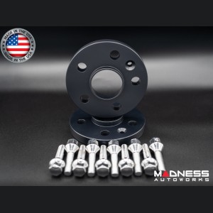 Alfa Romeo 4C Wheel Spacers - MADNESS - 16mm - set of 2 w/ extended bolts