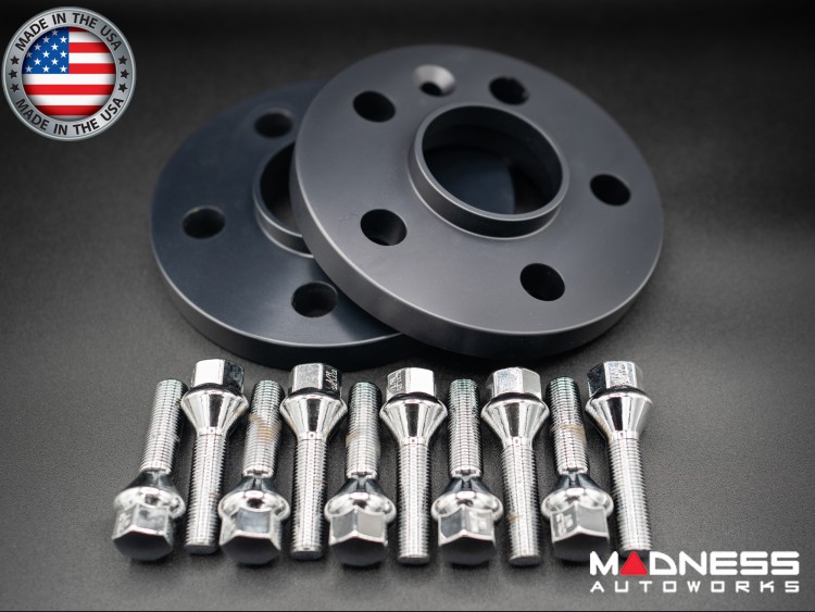 Alfa Romeo 4C Wheel Spacers - MADNESS - 16mm - set of 2 w/ extended bolts
