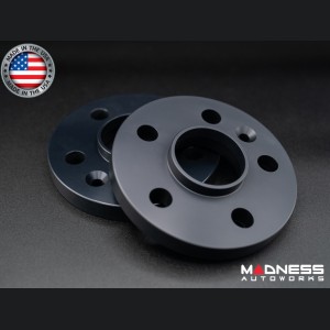 Alfa Romeo 4C Wheel Spacers - MADNESS - 16mm - set of 2 w/ extended bolts