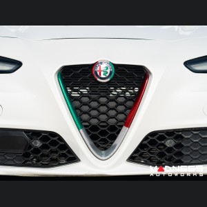 Alfa Romeo Giulia Front V Shield Grill Frame - Carbon Fiber - Italian Theme - Feroce Carbon