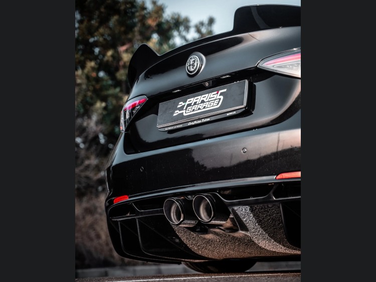 Alfa Romeo Giulia Quadrifoglio GTAm Conversion Kit by PariS'5 GaraGe - Center Exit Performance Exhaust 