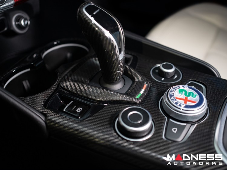 Alfa Romeo Stelvio Gear Selector Trim - Carbon Fiber - '20+ models - Feroce Carbon