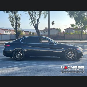 Alfa Romeo Giulia Coilover Kit - MADNESS by V-MAXX