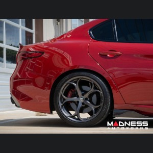 Alfa Romeo Giulia Coilover Kit - MADNESS by V-MAXX