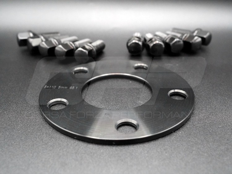 Alfa Romeo Giulia Wheel Spacers - CFP - 5mm - Black - set of 2 w/ extended bolts