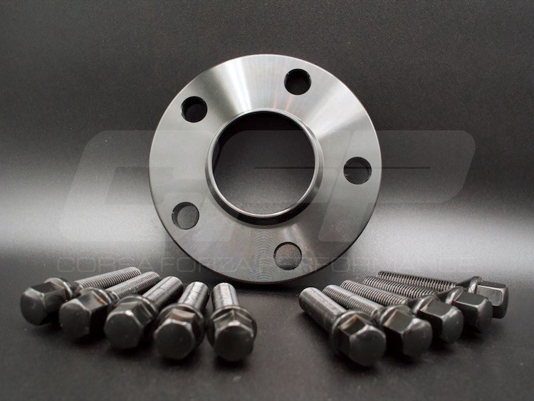 Alfa Romeo Giulia Wheel Spacers - CFP - 17mm - Black - set of 2 w/ extended bolts