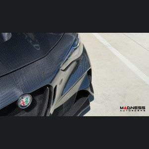 Alfa Romeo Giulia GTAm Style Front Bumper Essential Kit - Carbon Fiber - Without Parking Sensors