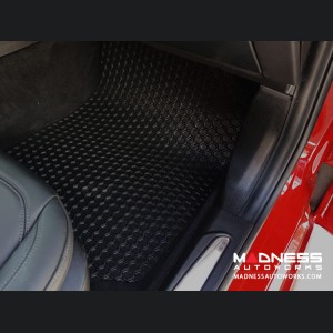 Alfa Romeo Stelvio Floor Mat Set - All Weather Rubber Front/ Rear 4 Piece Set - Black 