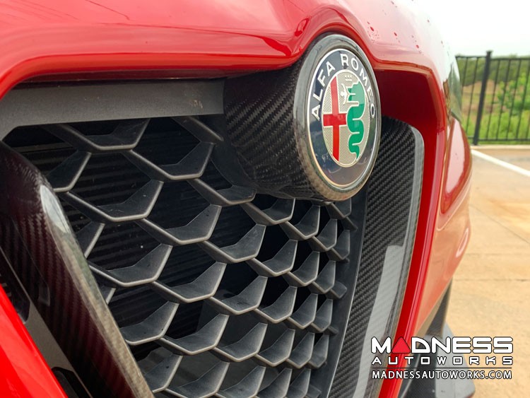 Alfa Romeo Stelvio Front V Shield Grill Frame + Emblem Frame Kit - Carbon Fiber - Feroce Carbon