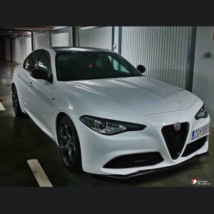 Alfa Romeo Giulia Front Spoiler - Carbon Fiber - Italia Style - Stile Italia - Base Model - V1 - One Piece Design 