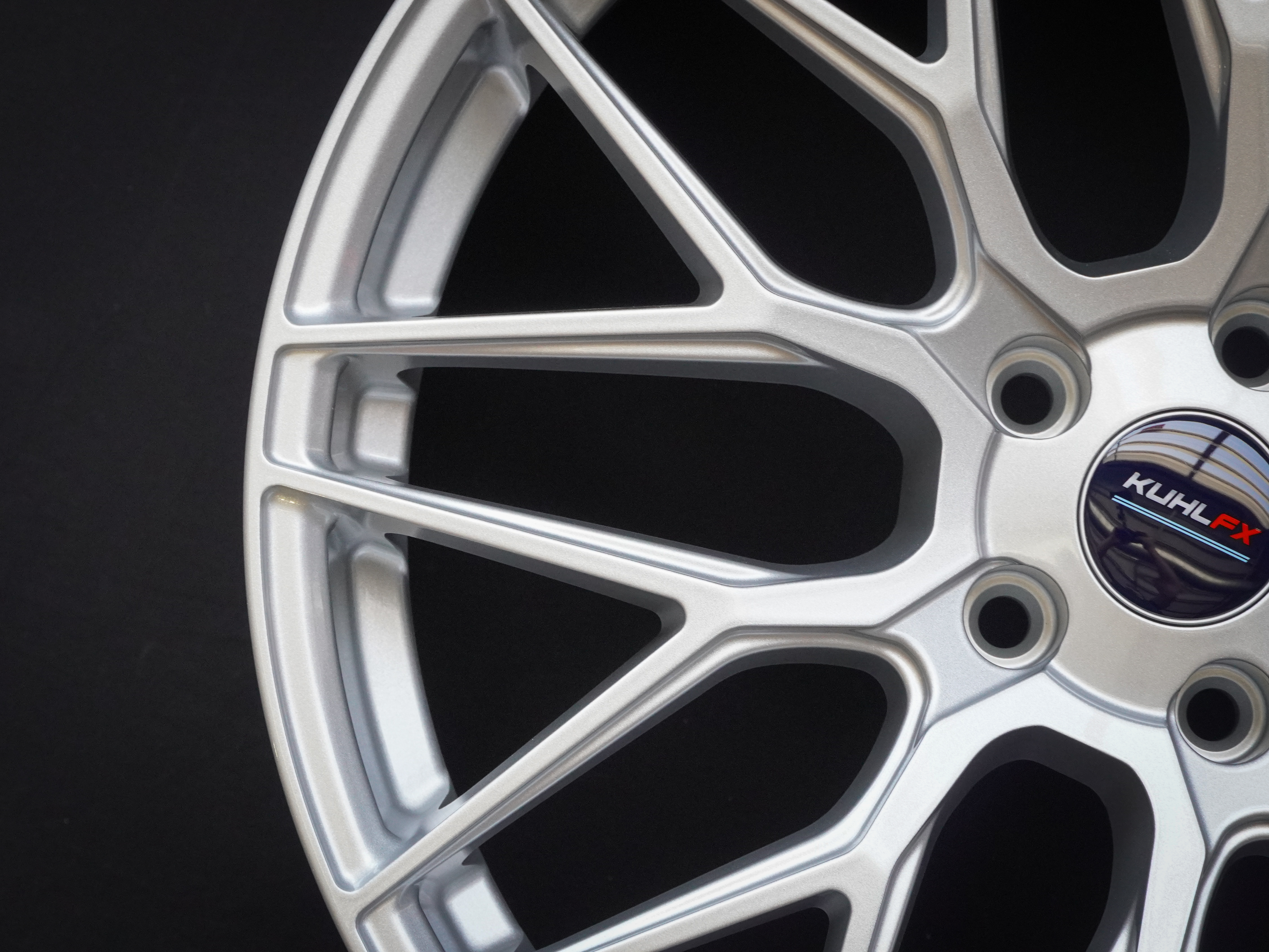 Alfa Romeo Giulia Custom Wheels (1) - KuhlFX - SFF - Gloss Silver ...